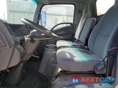 Zdjęcie 7 z 14 samochodu: 2020 ISUZU NPR VIN:54DB4W1B9LS804138 - miniatura