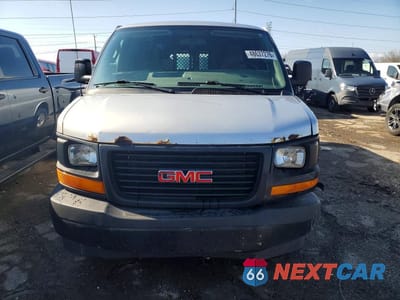 Piąte zdjęcie samochodu w środku: 2017 GMC SAVANA G2500 UTILITY / SERVICE VAN VIN:1GTW7BFG8H1105395 - miniatura