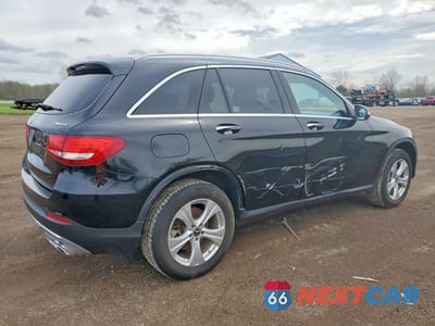 Trzecie zdjęcie samochodu z tyłu: 2018 MERCEDES-BENZ GLC 300 4MATIC VIN:WDC0G4KB7JV054928 - miniatura