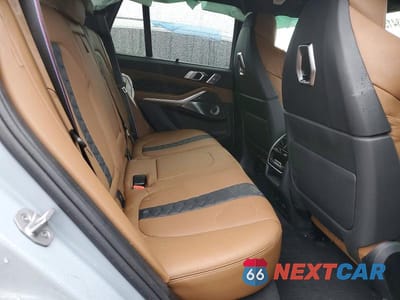 Zdjęcie 11 z 13 samochodu: 2026 BMW X5 M COMPETITION VIN:5YM13ET08T9082555 - miniatura