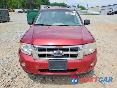 Piąte zdjęcie samochodu w środku: 2008 FORD ESCAPE XLT VIN:1FMCU03128KB33909 - miniatura