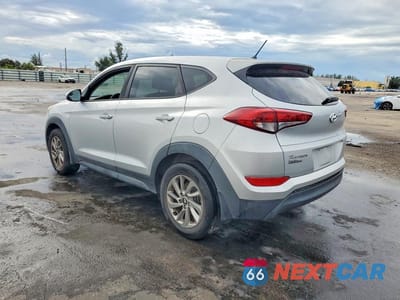 Drugie zdjęcie samochodu z przodu: 2018 HYUNDAI TUCSON SE VIN:KM8J23A44JU671873 - miniatura