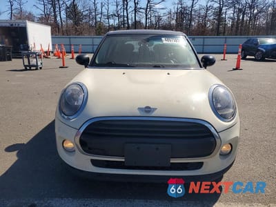 Piąte zdjęcie samochodu w środku: 2019 MINI COOPER VIN:WMWXU1C5XK2J01308 - miniatura