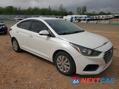 Czwarte zdjęcie samochodu z boku: 2022 HYUNDAI ACCENT SE VIN:3KPC24A68NE171711 - miniatura