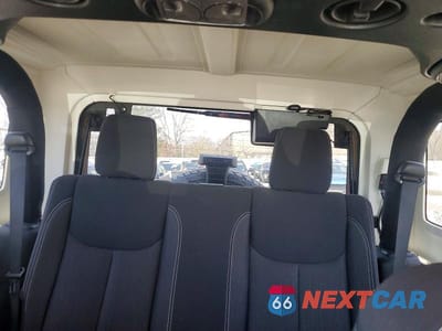Zdjęcie 10 z 14 samochodu: 2015 JEEP WRANGLER SAHARA VIN:1C4AJWBG2FL620497 - miniatura