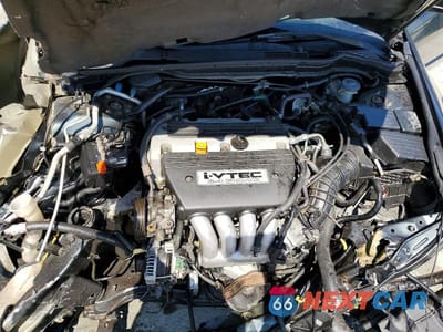 Zdjęcie 11 z 12 samochodu: 2004 HONDA ACCORD EX VIN:1HGCM56894A055463 - miniatura