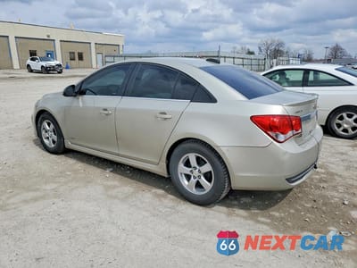 Drugie zdjęcie samochodu z przodu: 2016 CHEVROLET CRUZE LIMITED LT VIN:1G1PE5SB7G7100909 - miniatura