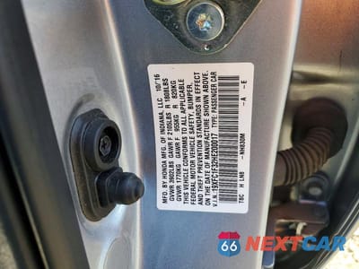 Zdjęcie 12 z 12 samochodu: 2017 HONDA CIVIC EX VIN:19XFC1F32HE200017 - miniatura