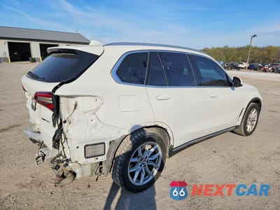 Trzecie zdjęcie samochodu z tyłu: 2019 BMW X5 XDRIVE40I VIN:5UXCR6C57KLK83770 - miniatura