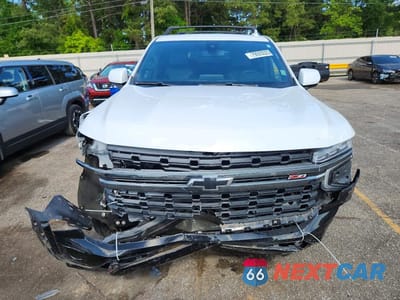 Piąte zdjęcie samochodu w środku: 2021 CHEVROLET TAHOE K1500 Z71 VIN:1GNSKPKD4MR348047 - miniatura