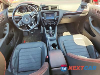 Zdjęcie 8 z 11 samochodu: 2017 VOLKSWAGEN JETTA GLI VIN:3VW4T7AJ7HM262676 - miniatura