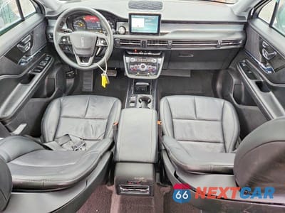 Zdjęcie 8 z 14 samochodu: 2022 LINCOLN TOWNHOUSE CORSAIR VIN:5LMCJ1D99NUL31533 - miniatura