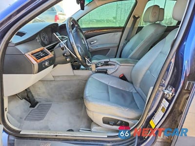Zdjęcie 7 z 12 samochodu: 2008 BMW 528 I VIN:WBANU53578CT11463 - miniatura