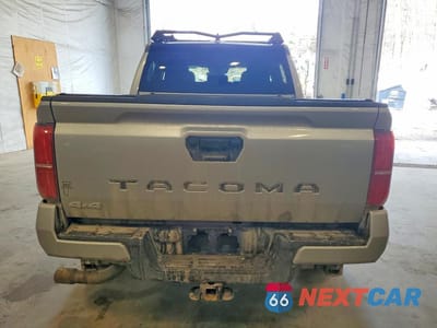 Zdjęcie 6 z 12 samochodu: 2025 TOYOTA TACOMA SR5 VIN:3TMLB5JN7SM149987 - miniatura