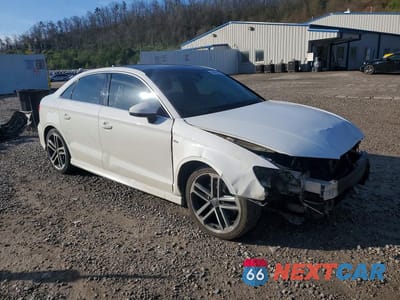 Czwarte zdjęcie samochodu z boku: 2018 AUDI A3 PREMIUM PLUS VIN:WAUJ8GFF3J1013254 - miniatura