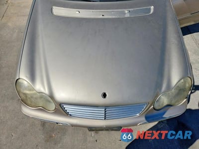 Zdjęcie 11 z 12 samochodu: 2004 MERCEDES-BENZ C 240 4MATIC VIN:WDBRF81J94F487289 - miniatura
