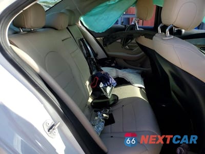 Zdjęcie 10 z 12 samochodu: 2016 MERCEDES-BENZ C 300 VIN:55SWF4JB3GU161758 - miniatura