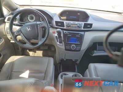 Zdjęcie 8 z 13 samochodu: 2014 HONDA ODYSSEY EXL VIN:5FNRL5H61EB120080 - miniatura