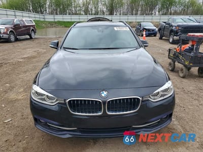 Piąte zdjęcie samochodu w środku: 2018 BMW 330 XI VIN:WBA8K3C50JA483620 - miniatura