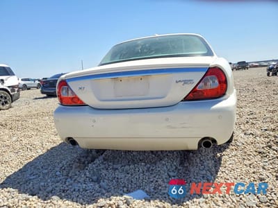 Zdjęcie 6 z 12 samochodu: 2008 JAGUAR XJ VANDEN PLAS VIN:SAJWA82B98SH26786 - miniatura