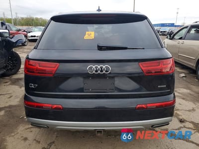 Zdjęcie 6 z 12 samochodu: 2018 AUDI Q7 VIN:WA1LHAF72JD001722 - miniatura