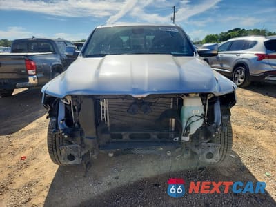 Piąte zdjęcie samochodu w środku: 2022 RAM 1500 BIG HORN VIN:1C6RREFTXNN124807 - miniatura