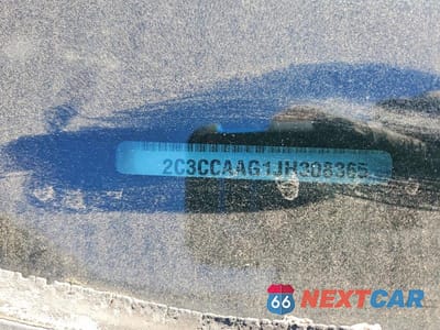 Zdjęcie 12 z 12 samochodu: 2018 CHRYSLER 300 TOURING VIN:2C3CCAAG1JH308365 - miniatura