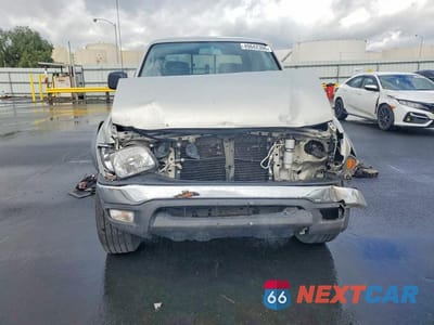 Piąte zdjęcie samochodu w środku: 2002 TOYOTA TACOMA DOUBLE CAB PRERUNNER VIN:5TEGN92NX2Z086899 - miniatura