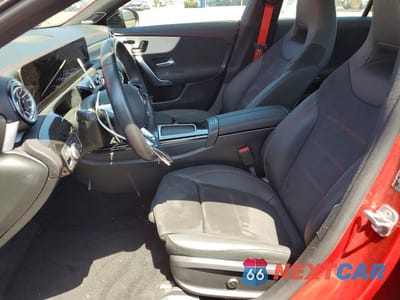 Zdjęcie 7 z 13 samochodu: 2025 MERCEDES-BENZ CLA AMG 35 4MATIC VIN:W1K5J5BB7SN523784 - miniatura