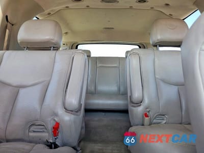 Zdjęcie 10 z 13 samochodu: 2004 CADILLAC ESCALADE ESV VIN:3GYFK66N24G232444 - miniatura