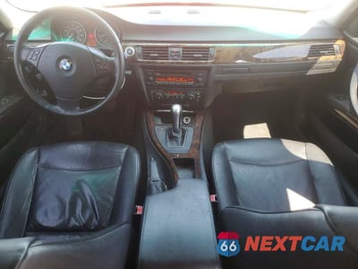 Zdjęcie 8 z 12 samochodu: 2006 BMW 325 I VIN:WBAVB135X6PT03488 - miniatura