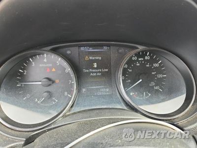 Zdjęcie 9 z 13 samochodu: 2018 NISSAN ROGUE SPORT S VIN:JN1BJ1CP6JW190389 - miniatura