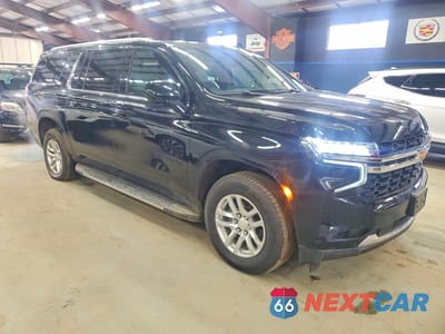 Czwarte zdjęcie samochodu z boku: 2021 CHEVROLET SUBURBAN K1500 LS VIN:1GNSKBKDXMR492589 - miniatura