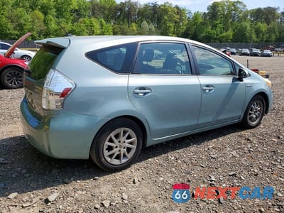 Trzecie zdjęcie samochodu z tyłu: 2014 TOYOTA PRIUS V THREE VIN:JTDZN3EU0EJ000345 - miniatura