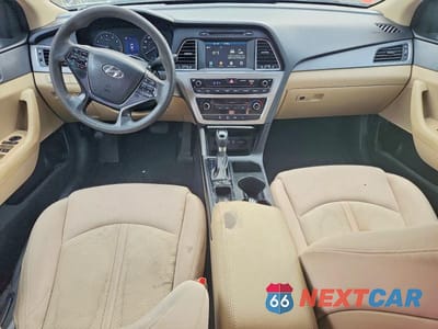 Zdjęcie 8 z 12 samochodu: 2017 HYUNDAI SONATA SE VIN:5NPE24AF6HH555995 - miniatura
