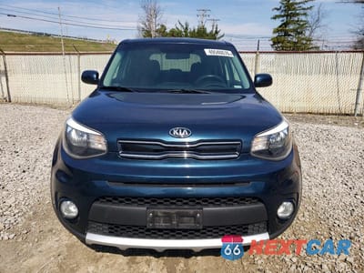 Piąte zdjęcie samochodu w środku: 2018 KIA SOUL + VIN:KNDJP3A53J7603657 - miniatura