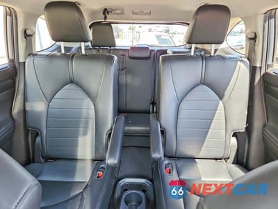 Zdjęcie 10 z 14 samochodu: 2020 TOYOTA HIGHLANDER XLE VIN:5TDGZRAH2LS005764 - miniatura