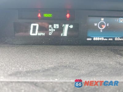 Zdjęcie 9 z 13 samochodu: 2015 TOYOTA PRIUS V THREE VIN:JTDZN3EU3FJ036385 - miniatura