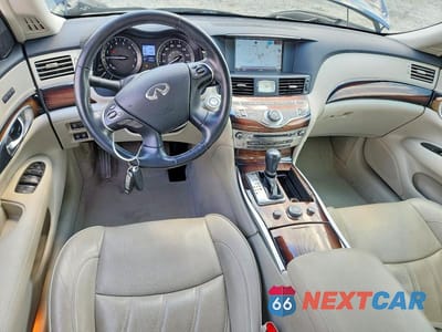 Zdjęcie 8 z 12 samochodu: 2015 INFINITI Q70L 3.7 VIN:JN1BY1PP4FM600728 - miniatura