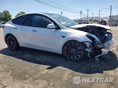 Czwarte zdjęcie samochodu z boku: 2025 TESLA MODEL Y VIN:7SAYGDEF4SF216539 - miniatura