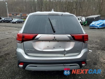 Zdjęcie 6 z 12 samochodu: 2020 MITSUBISHI OUTLANDER SE VIN:JA4AD3A36LZ048597 - miniatura