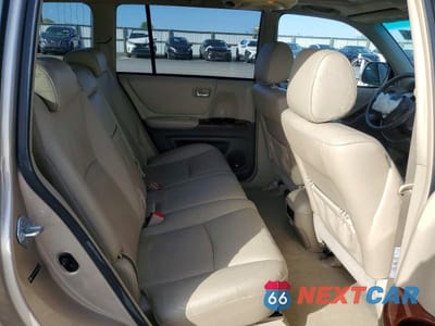 Zdjęcie 11 z 13 samochodu: 2005 TOYOTA HIGHLANDER LIMITED VIN:JTEEP21A050120176 - miniatura