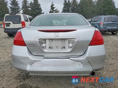 Zdjęcie 6 z 12 samochodu: 2006 HONDA ACCORD SE VIN:1HGCM56326A117664 - miniatura
