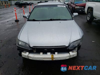 Piąte zdjęcie samochodu w środku: 2001 HONDA ACCORD 4D LX VIN:JHMCG66501C002117 - miniatura