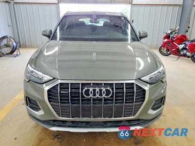Piąte zdjęcie samochodu w środku: 2022 AUDI Q3 PREMIUM 40 VIN:WA1AUCF3XN1000837 - miniatura