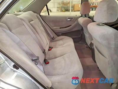 Zdjęcie 10 z 12 samochodu: 2002 HONDA ACCORD SE VIN:JHMCG56702C001045 - miniatura
