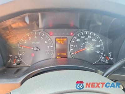 Zdjęcie 9 z 12 samochodu: 2019 NISSAN NV 2500 HD S VIN:1N6BF0KY2KN806547 - miniatura