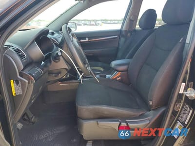 Zdjęcie 7 z 13 samochodu: 2015 KIA SORENTO LX VIN:5XYKT3A66FG576974 - miniatura