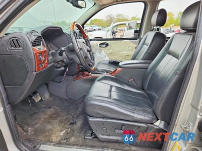 Zdjęcie 7 z 12 samochodu: 2008 GMC ENVOY DENALI VIN:1GKET63MX82167162 - miniatura