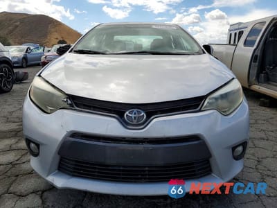 Piąte zdjęcie samochodu w środku: 2015 TOYOTA COROLLA LE PLUS VIN:5YFBURHE2FP198869 - miniatura